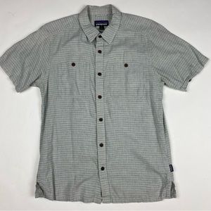 Patagonia Hemp Cotton Short Sleeve Shirt Men’s Small Grey Check Well Worn Button